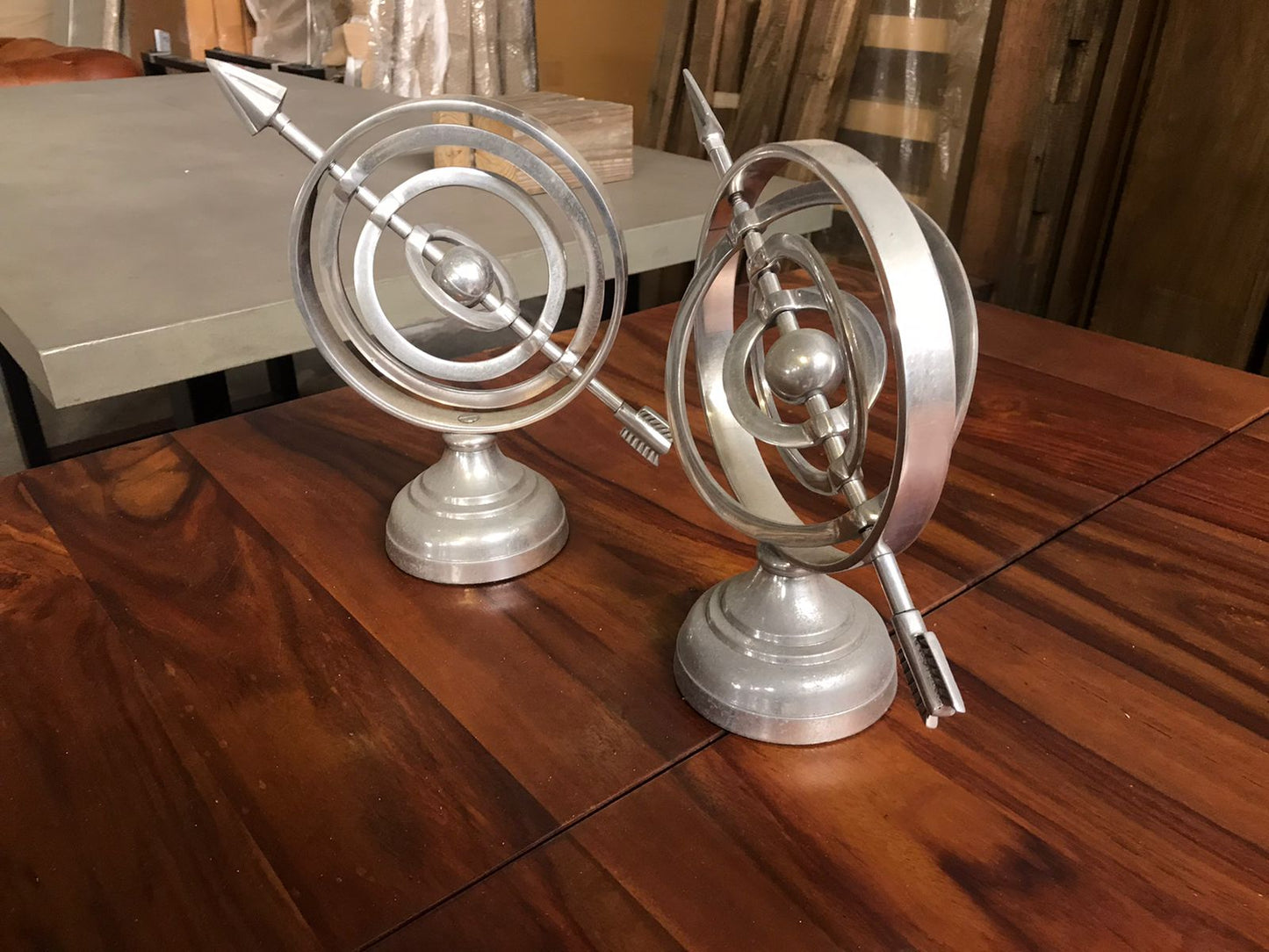 Armilar Plateado Decorativo